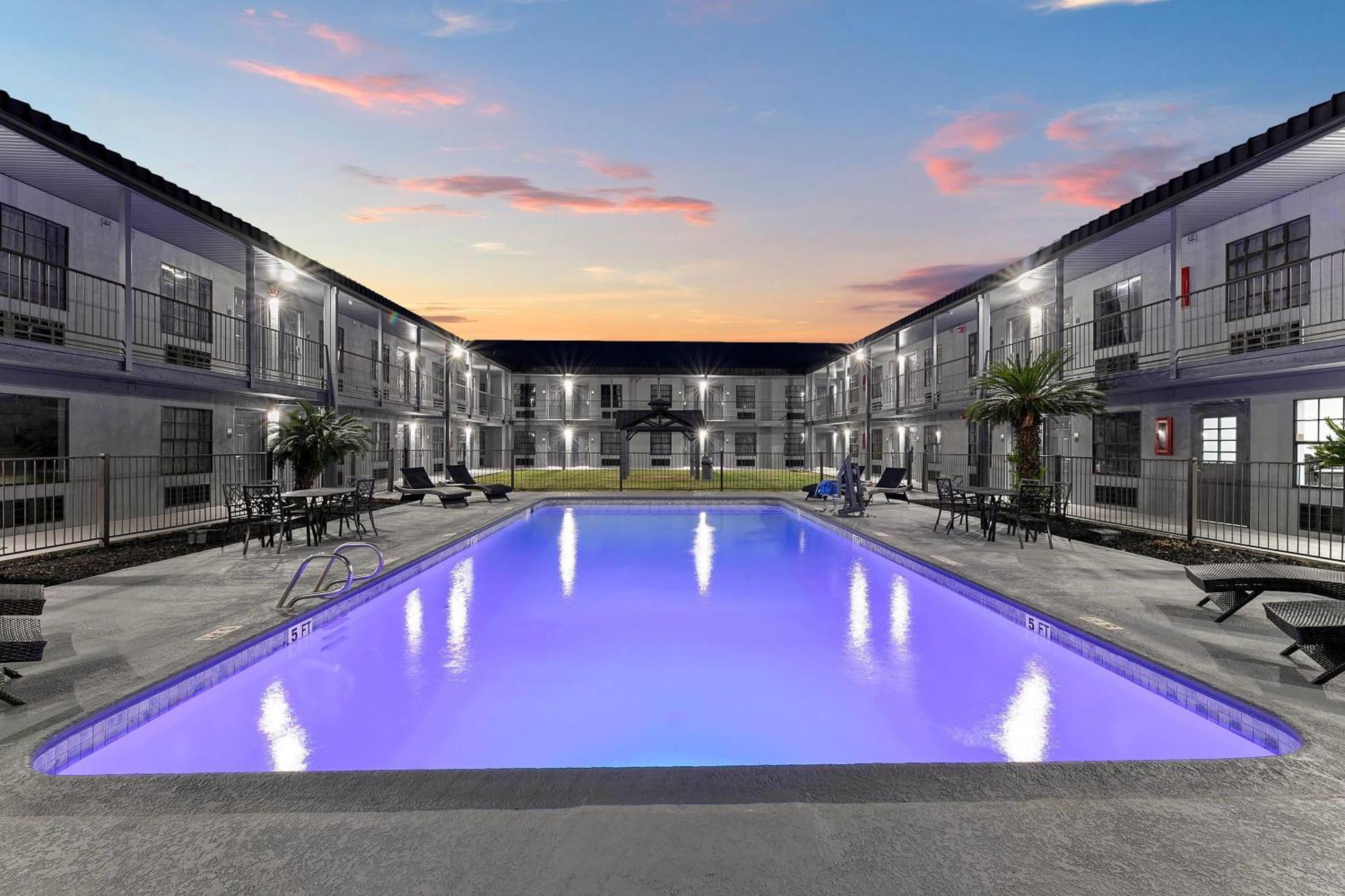 Days Inn By Wyndham San Antonio Near Lackland Afb Exterior foto